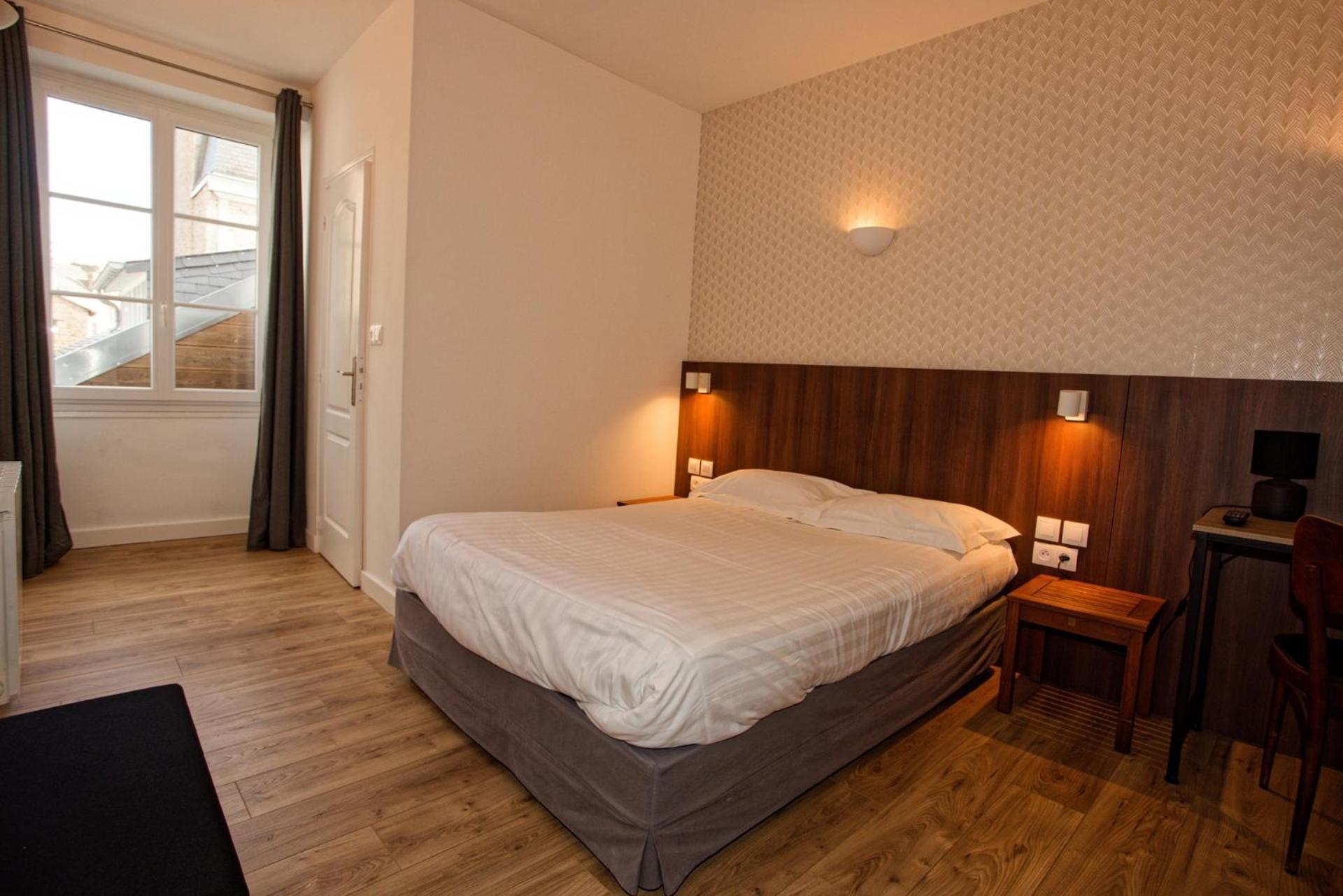 Hôtel Océan Dinan Buitenkant foto