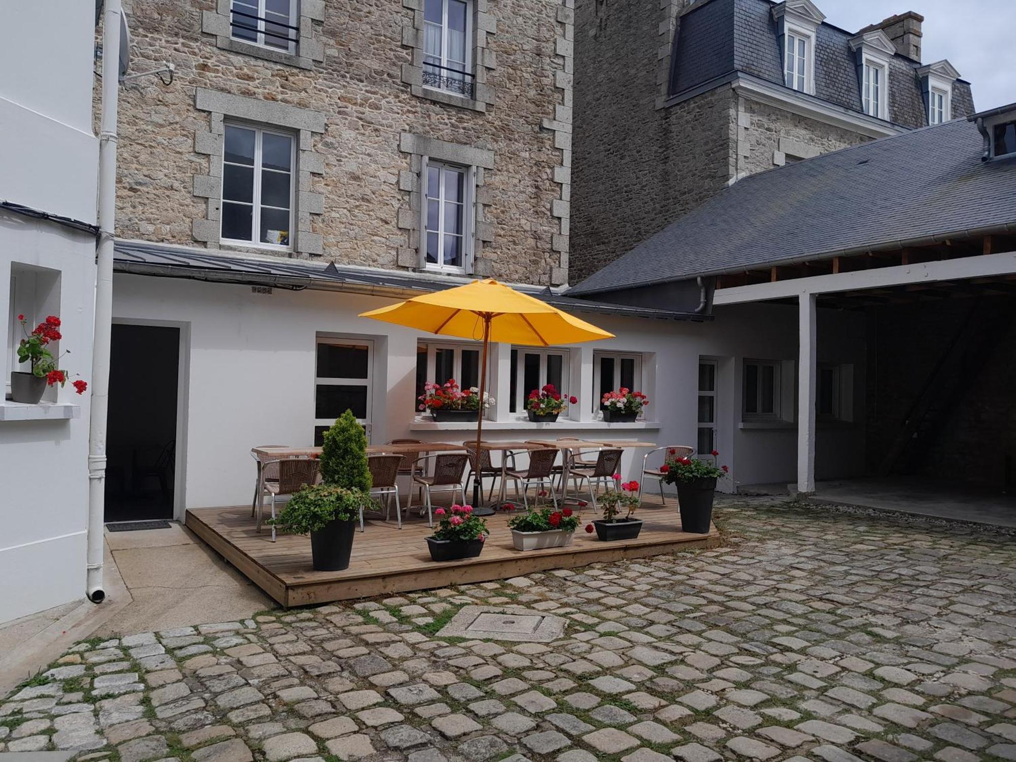 Hôtel Océan Dinan Buitenkant foto